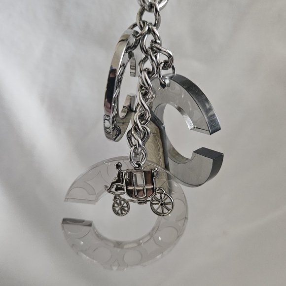 Coach Rare Horse And Carriage Large Signature C's Keychain Fob Or Bag Charm - Picture 5 of 5